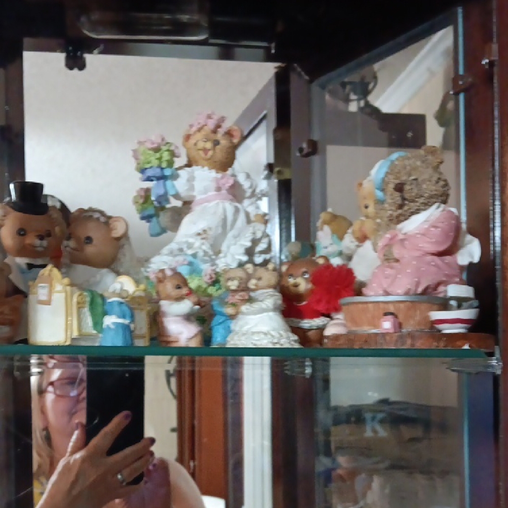 Charming Bear Figurine Set